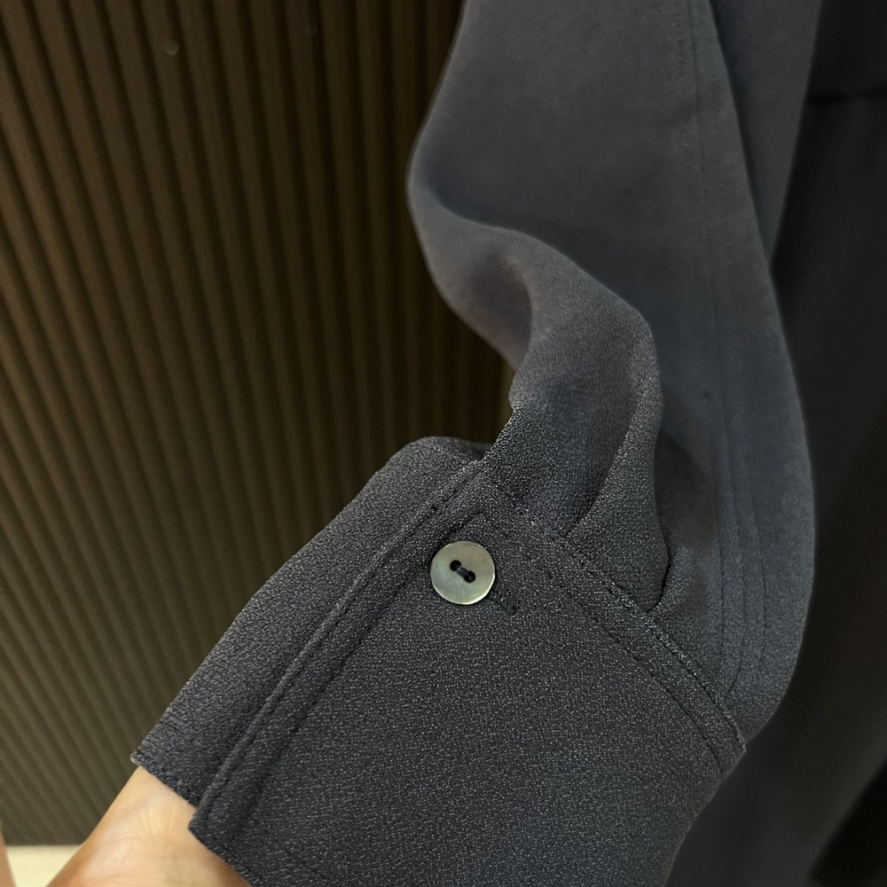 Vince. Shaped Collar Dolman-Sleeve Dress - Picture 9 of 11